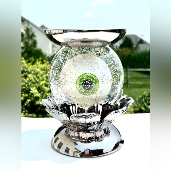 Bath & Body Works Holiday Bath Body Works Halloween Spinning Eyeball Glitter Water Globe